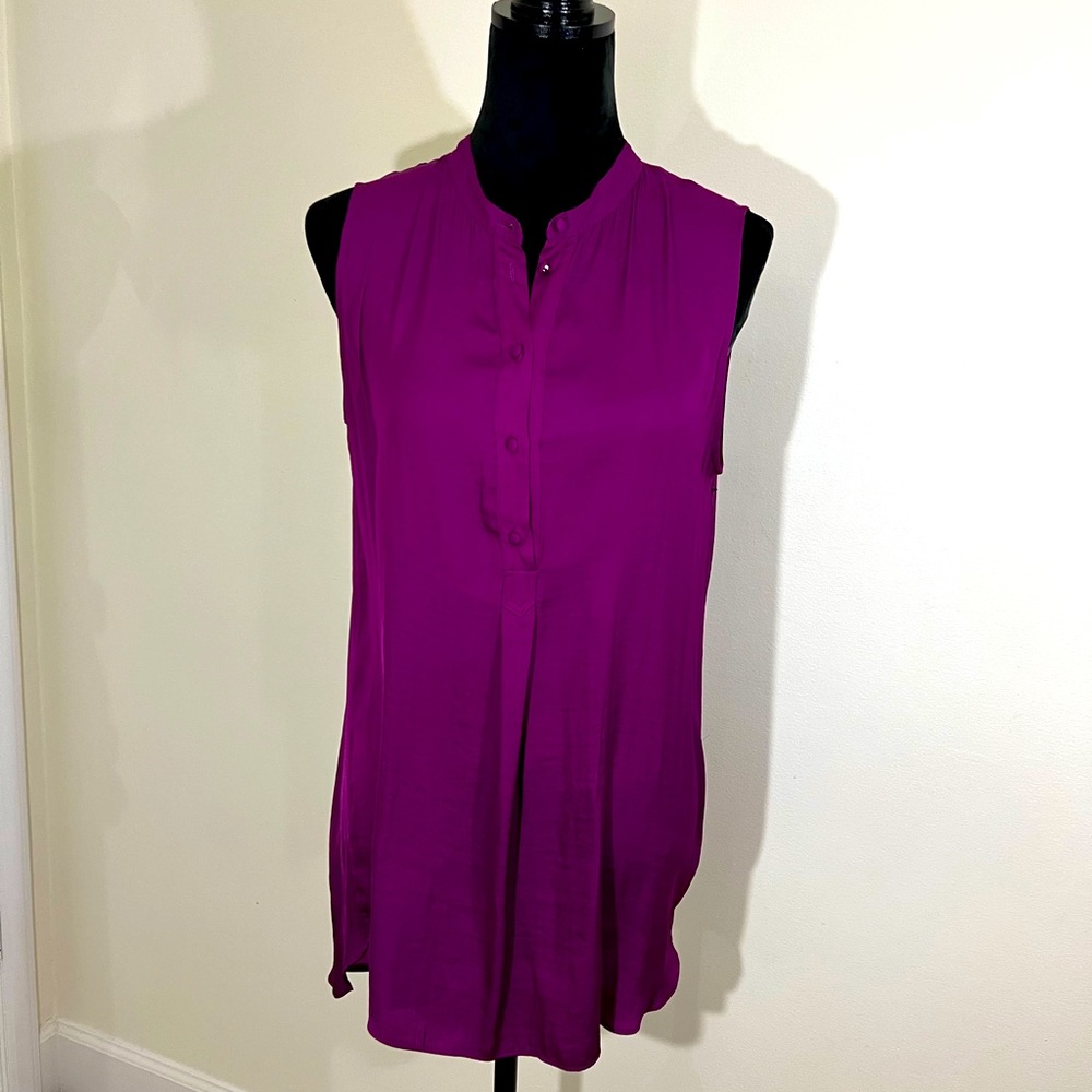 Vince Camuto sleeveless top